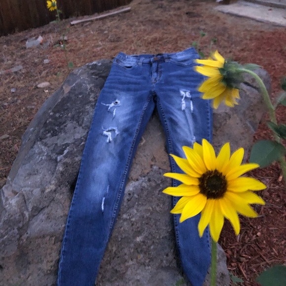 Supplies Pants - Skinny Distressed Jeans Supplies Pants - Skinny Distressed Jeans